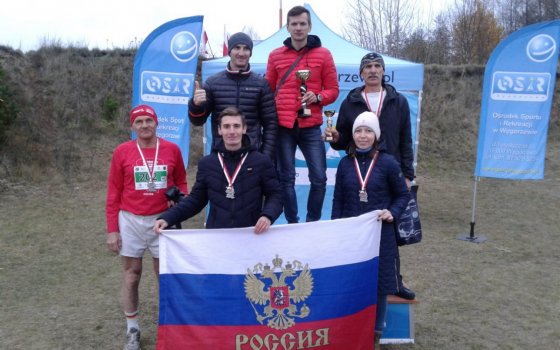 Гусевские спортсмены представляли нашу страну на забеге «BiegamBoLubię LASY» в Польше
