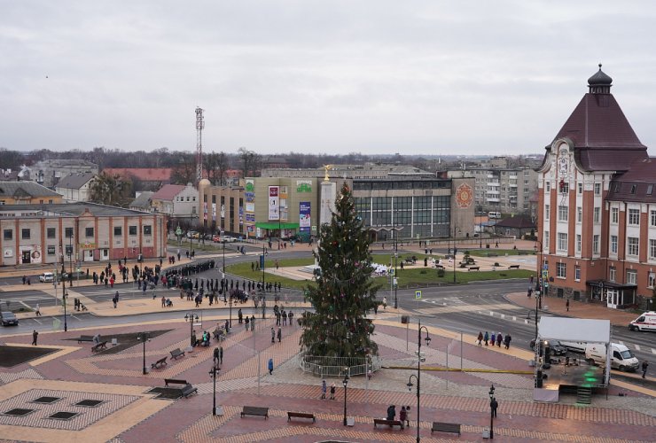 В Гусеве официально завершена реконструкция центральной площади