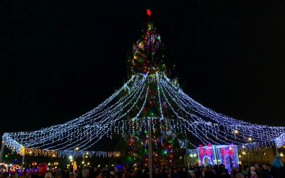 На центральной площади Гусева прошёл праздничный Рождественский концерт