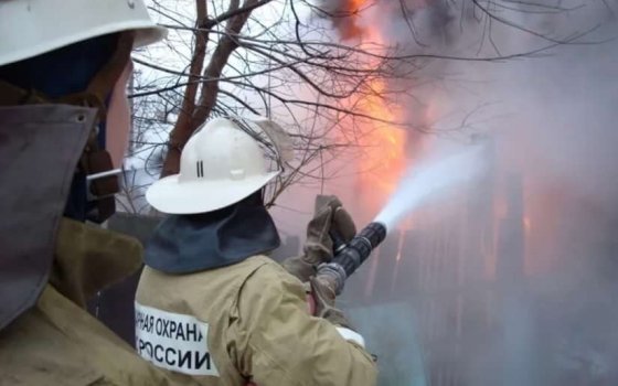На проспекте Ленина сгорел деревянный сарай