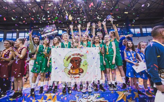 «Кобры» стали пятикратными чемпионами Школьной баскетбольной лиги «КЭС-Баскет»