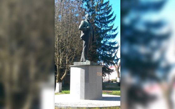 150-летие Ленина в Гусеве отметили переносом памятника