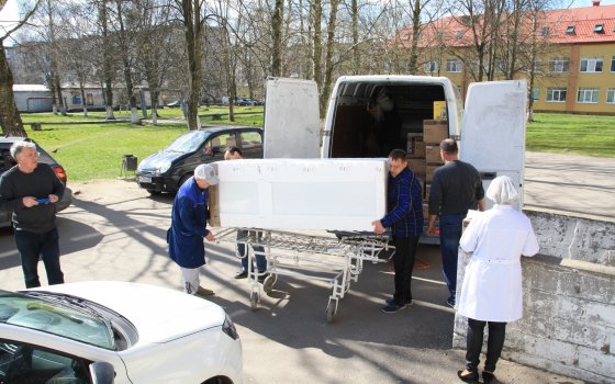 Депутат госдумы передал больницам региона кислородные концентраторы и средства индивидуальной защиты