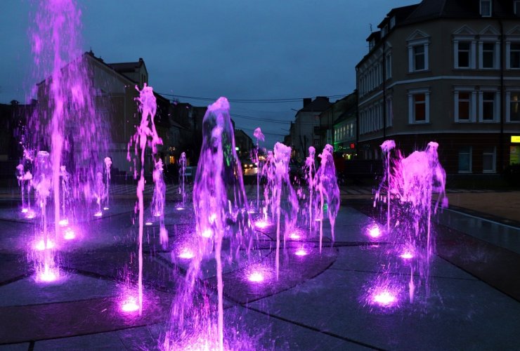 На городской площади заработал фонтан