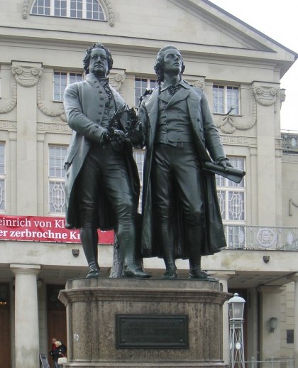 памятник Гёте и Шиллеру в Веймаре