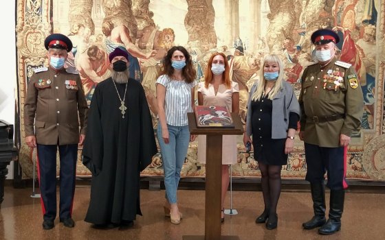 Городской музей получил в дар икону Святого Георгия Победоносца