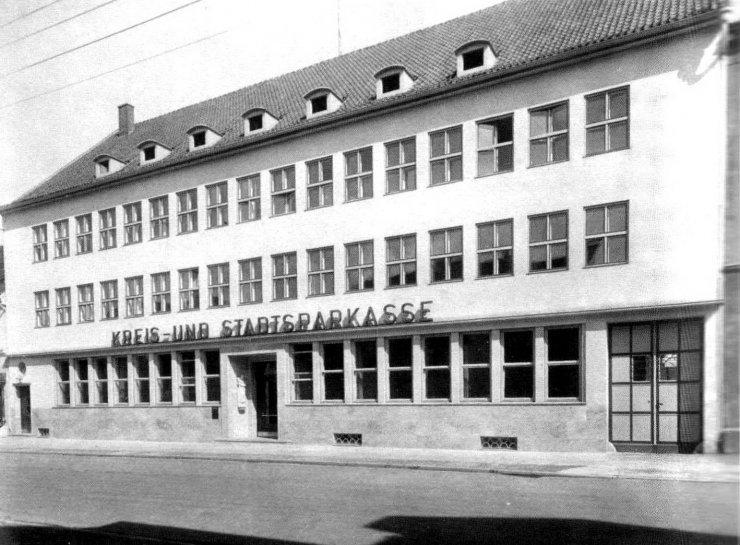Зодайкерштрассе, городская Сберкасса (городская библиотека). 1935–1940 годы