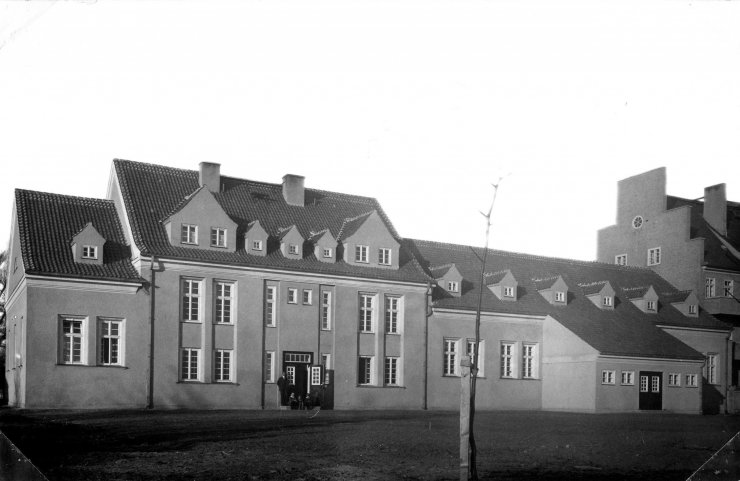 Зодайкерштрассе, городской физкультурный зал со стороны стадиона (Городской Дом культуры). 1938–1940 годы
