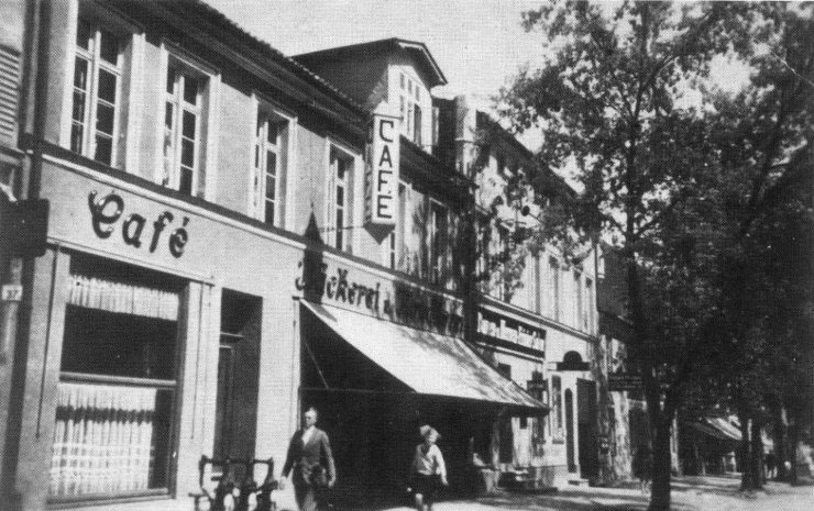 Кафе на Гольдапенштрассе (район дома № 13 по улице Железнодорожной). 1918 год
