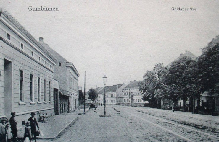 Гольдапенштрассе (за железнодорожным переездом в сторону центра города). 1900 год