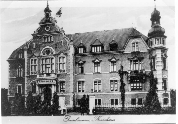 Линденштрассе — Гинденбургштрассе (штаб дивизии). 1915–1925 годы