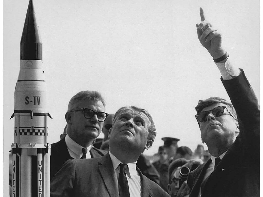 Нацист из Гумбиннена, создавший Фау-2, подарил американцам космическую программу