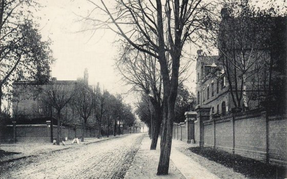 Шлозберг-штрассе (Пилькаллер-штрассе) — улица Багратиона