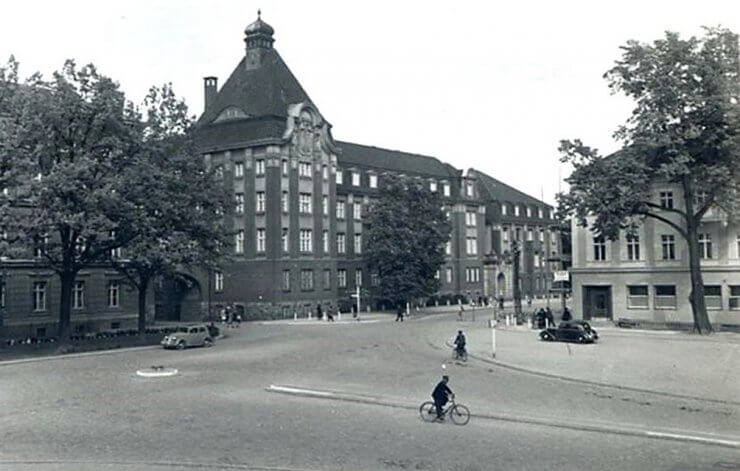 Поворот на Вильгельмштрассе, 1940–1942 годы