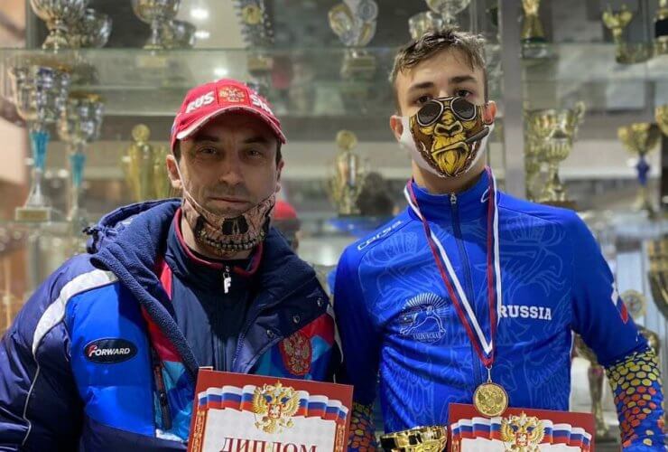 Конькобежец из Гусева выиграл финал Первенства России по шорт-треку