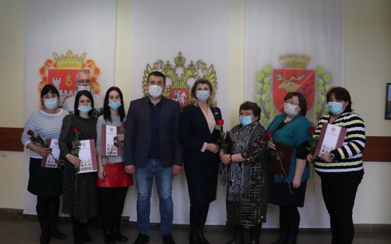 Гусев посетила председатель областной избирательной комиссии Инесса Винярская