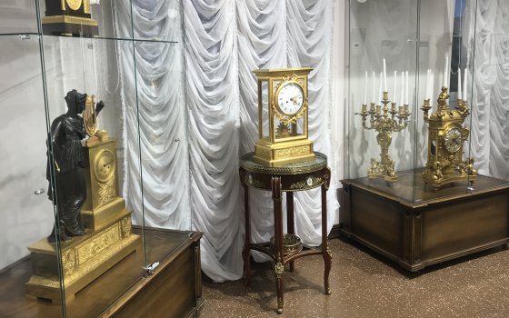 Гусевский музей приглашает посетить выставку старинных часов