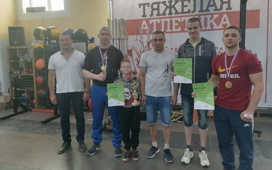 Гусевский спортсмен установил областной рекорд на соревнованиях по гиревому спорту в Калининграде