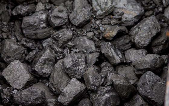 Власти сообщили о поставках угля в Калининградскую область