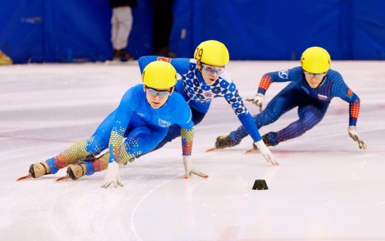 Конькобежцы из Гусева завоевали четыре медали в Смоленске и Рыбинске