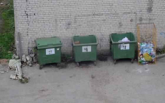 Региональный оператор выявил в Гусеве оборудованные с нарушениями мусорные контейнеры