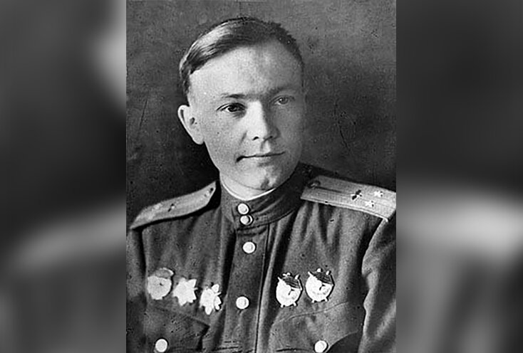 Герой Советского Союза летчик-штурмовик Аверьянов Валентин Григорьевич