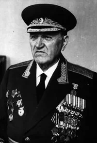 Генерал Попов Степан Ефимович — командир дивизии прорыва РГК
