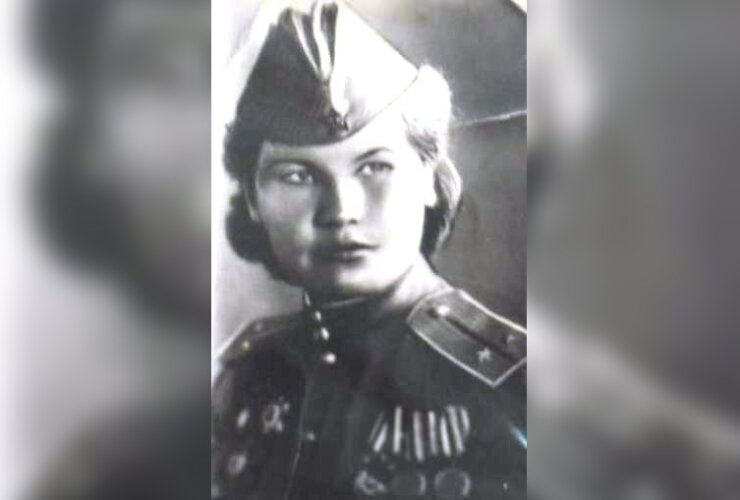 Вотинцева Александра Семеновна — штурман звена 125-го гвардейского женского авиаполка