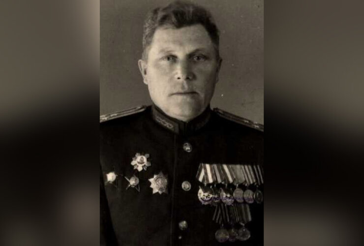 Член военного совета 28-й армии полковник Журавлев Иван Васильевич