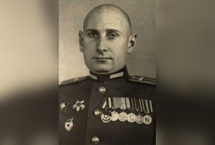 Начальник штаба бронетанковых войск 2-й гвардейской армии полковник Мордвинкин Валентин Павлович