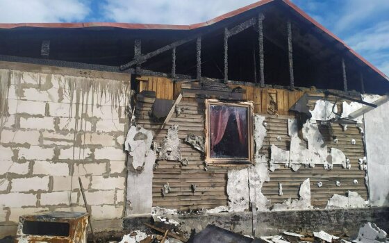 «Что-то взорвалось в гараже»: в посёлке под Гусевом пожар оставил семью без крыши над головой