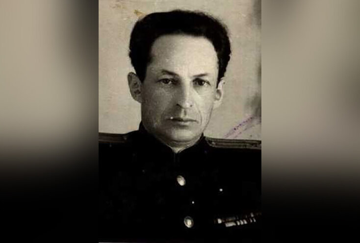 Валентин Иванович Потапов — начальник медико-санитарной службы 11-й гвардейской армии
