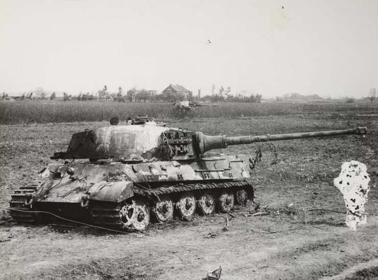 Немецкий «Тигр» под Вальтеркеменом октябрь 1944 года