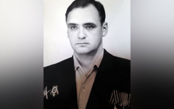 Окс Валентин Исаевич — командир танка 954 самоходно-артиллерийского полка 5-й армии