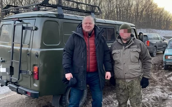 Николай Цуканов подарил военнослужащим автомобиль УАЗ