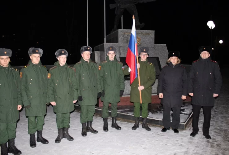 Военные следователи СК РФ провели в Гусеве мероприятие по патриотическому воспитанию военнослужащих