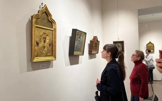 В городском музее открылись выставки икон