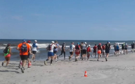 Гусевцы приняли участие в Песчаном марафоне на морском побережье