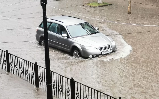 Город Гусев утопает после сильного дождя