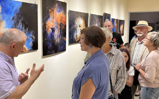 В Гусевском музее открылась выставка астрофотографий «Дальний мир»