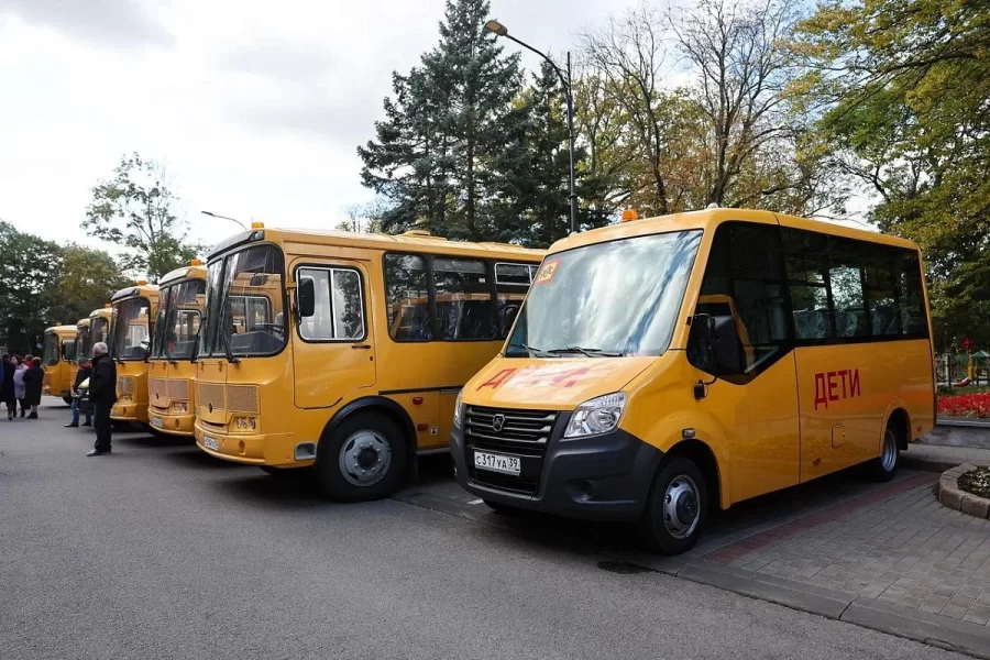 Гусевский городской округ получил новые школьные автобусы