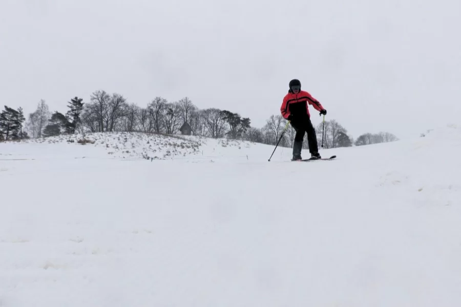 В Озёрском районе появилась возможность кататься на горных лыжах