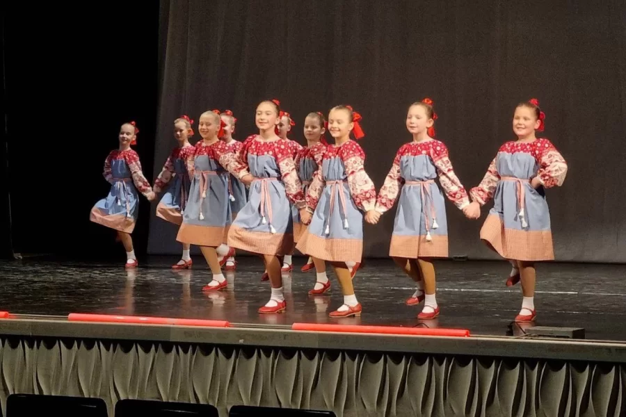 Коллективы из Гусева приняли участие во Всероссийском конкурсе хореографического искусства «Союз поколений»