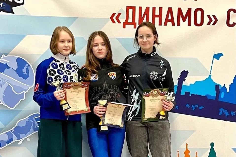 Гусевская конькобежка взяла «золото» и «серебро» на соревнованиях в Санкт-Петербурге