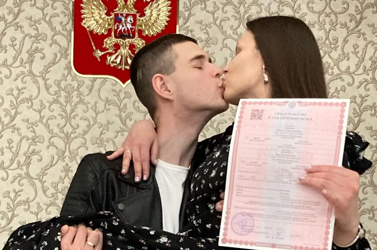 В первые апрельские дни в Гусевском ЗАГСе зарегистрировали союз несколько пар