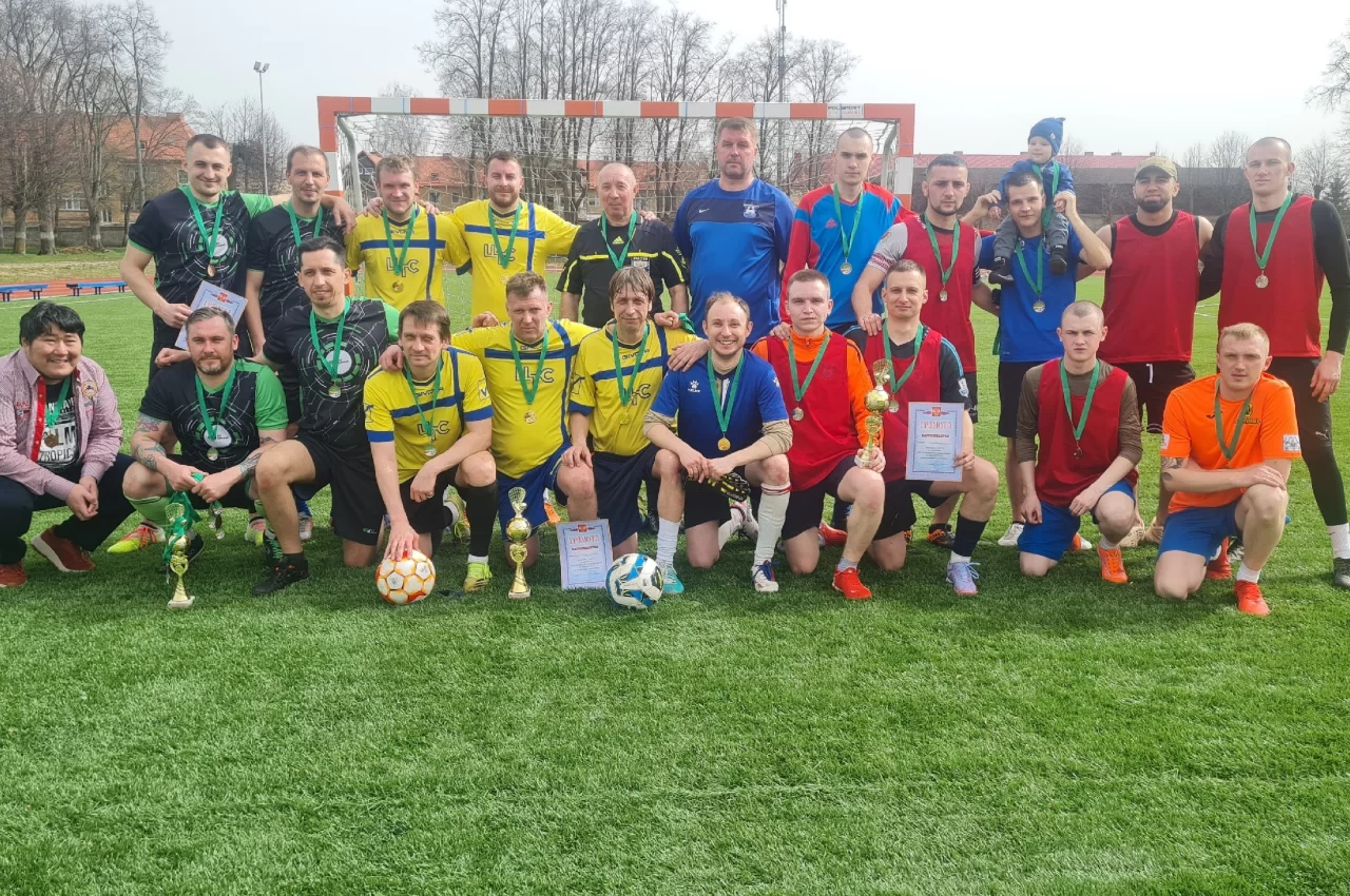В Гусеве прошёл турнир по мини-футболу среди трудовых коллективов