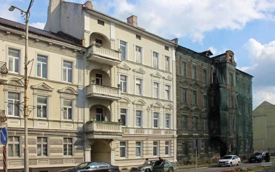 В Гусеве жители дома на Московской две недели задыхались из-за забитой канализации