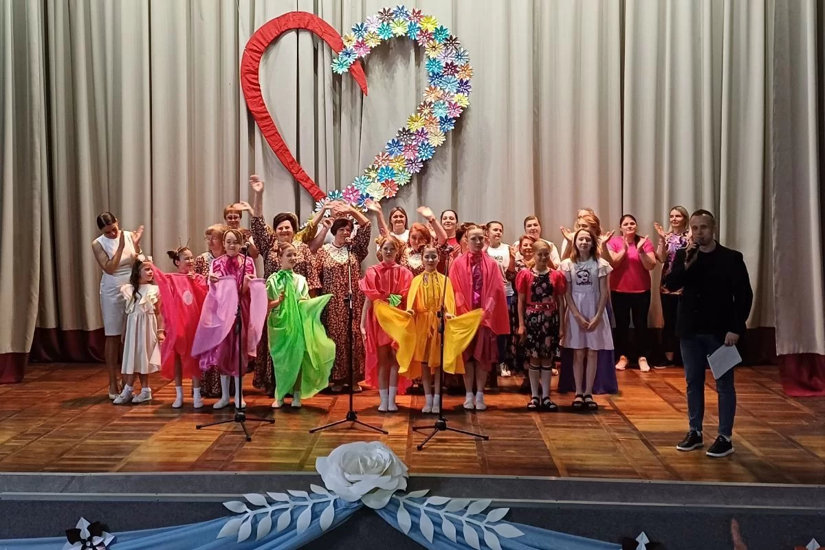 В Михайловском ДК прошел заключительный концерт фестиваля «С чего начинается Родина...»