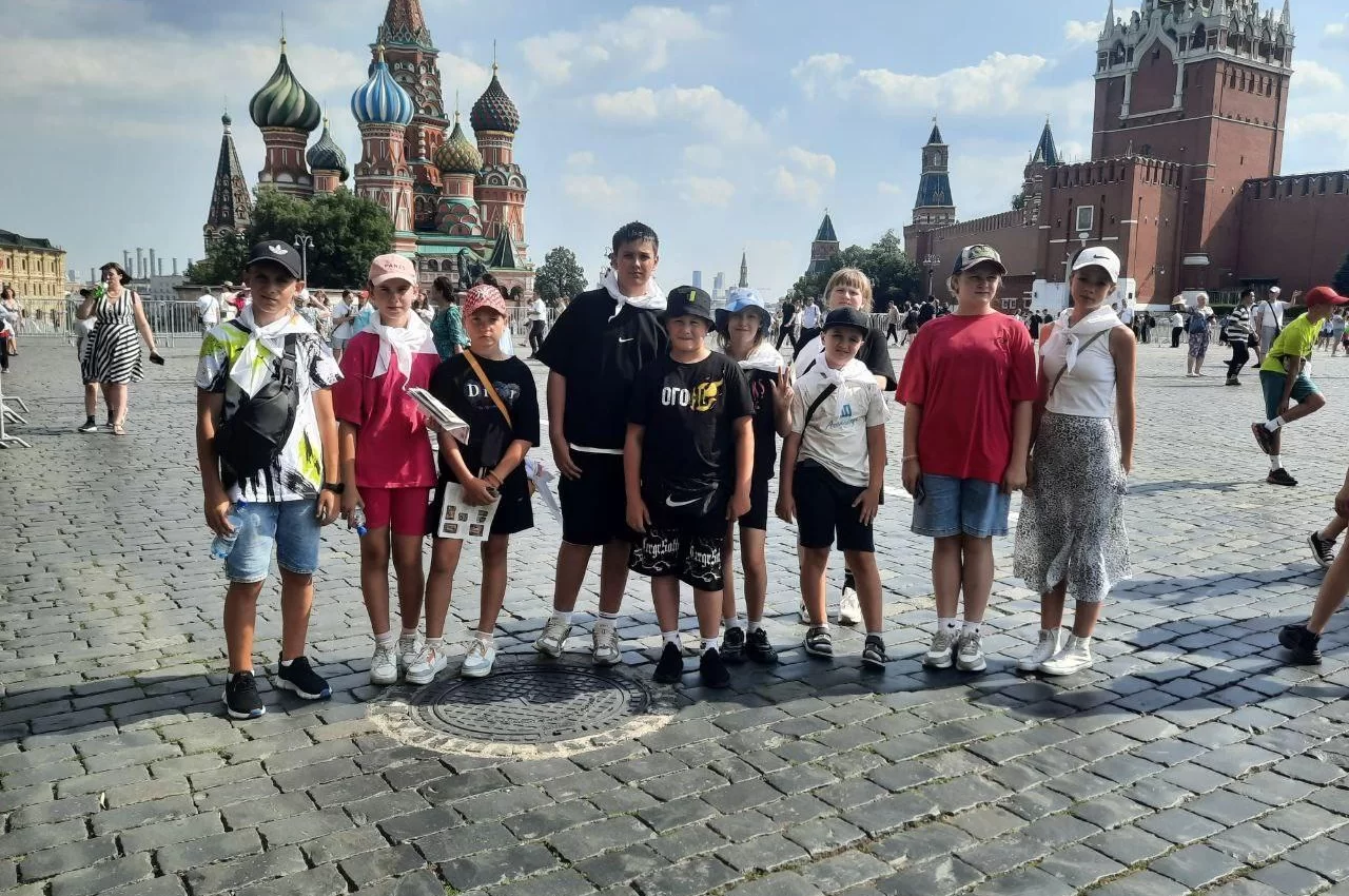 Гусевские школьники приняли участие в программе «Мы — россияне»