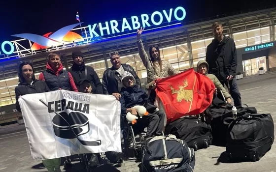 Гусевские ребята отправились на соревнования по следж-хоккею в Сочи